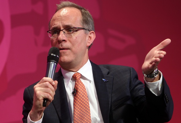 Dave Barger, longtime CEO of JetBlue will step down in February 2015